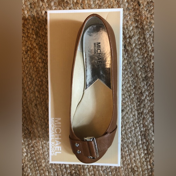 Michael Kors Leather West Side Flats - Picture 5 of 10